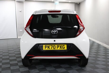 Toyota Aygo VVT-I X-TREND TSS 8