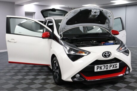 Toyota Aygo VVT-I X-TREND TSS 15