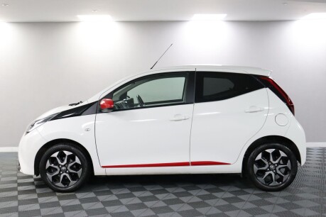 Toyota Aygo VVT-I X-TREND TSS 18