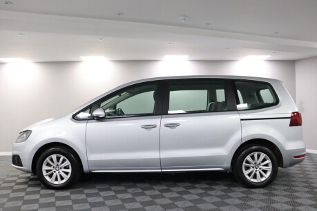 SEAT Alhambra TDI ECOMOTIVE S 18