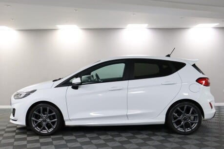 Ford Fiesta ST-LINE EDITION MHEV 18