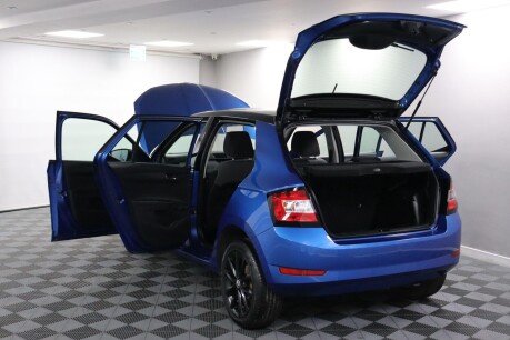 Skoda Fabia COLOUR EDITION MPI 21