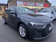 Audi A1 SPORTBACK TFSI TECHNIK 6