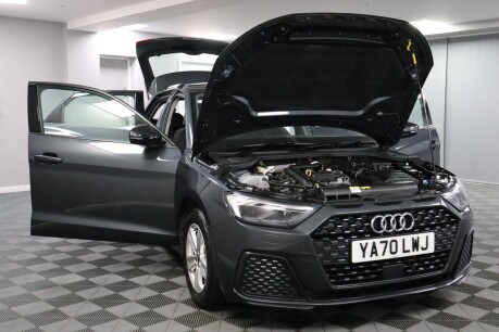 Audi A1 SPORTBACK TFSI TECHNIK 15