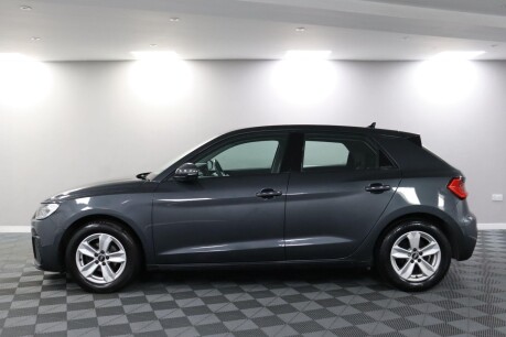 Audi A1 SPORTBACK TFSI TECHNIK 18