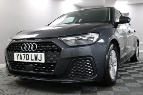 Audi A1 SPORTBACK TFSI TECHNIK 28