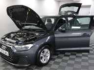 Audi A1 SPORTBACK TFSI TECHNIK 16