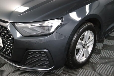 Audi A1 SPORTBACK TFSI TECHNIK 31