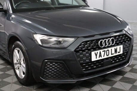 Audi A1 SPORTBACK TFSI TECHNIK 26