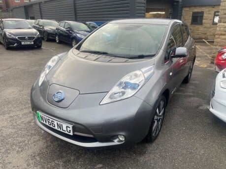 Nissan LEAF TEKNA 10