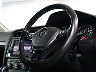 Volkswagen Golf E-GOLF 12