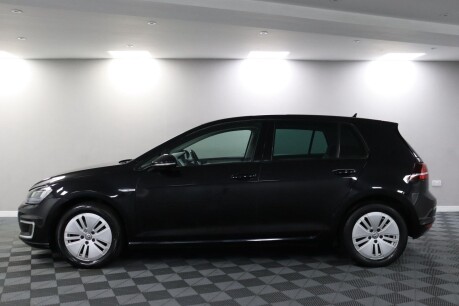 Volkswagen Golf E-GOLF 18