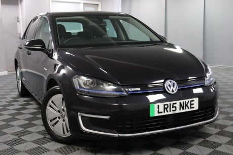 Volkswagen Golf E-GOLF 19