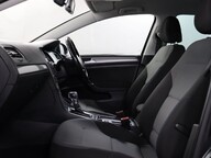 Volkswagen Golf E-GOLF 43