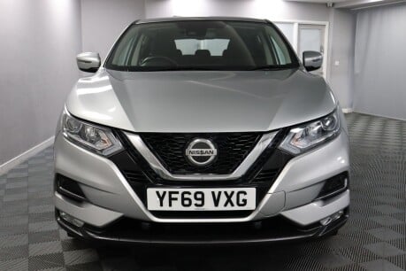 Nissan Qashqai DIG-T ACENTA PREMIUM 2