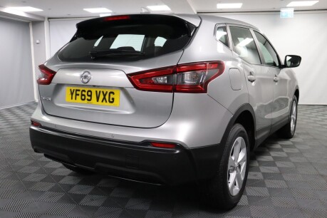 Nissan Qashqai DIG-T ACENTA PREMIUM 11