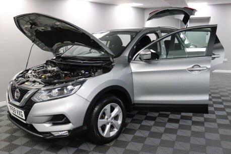 Nissan Qashqai DIG-T ACENTA PREMIUM 16