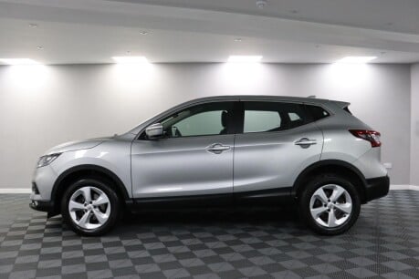 Nissan Qashqai DIG-T ACENTA PREMIUM 18