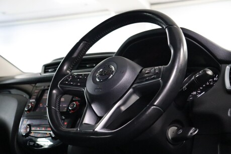 Nissan Qashqai DIG-T ACENTA PREMIUM 14