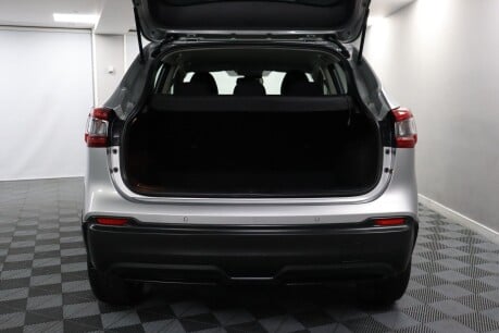 Nissan Qashqai DIG-T ACENTA PREMIUM 36