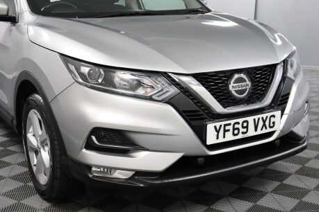 Nissan Qashqai DIG-T ACENTA PREMIUM 13