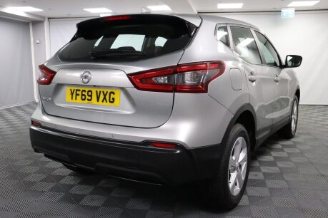 Nissan Qashqai DIG-T ACENTA PREMIUM 19