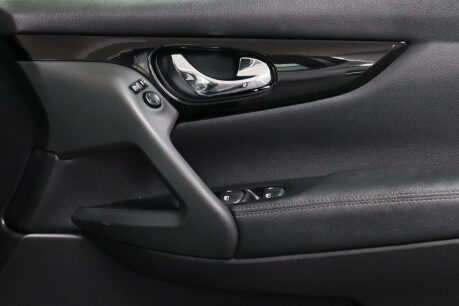 Nissan Qashqai DIG-T ACENTA PREMIUM 28