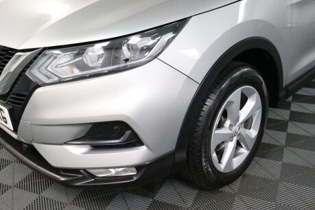Nissan Qashqai DIG-T ACENTA PREMIUM 41