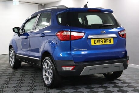 Ford Ecosport TITANIUM 10