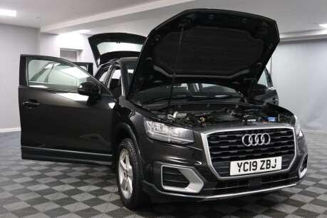 Audi Q2 TFSI SPORT 15