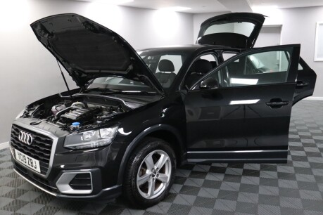 Audi Q2 TFSI SPORT 16