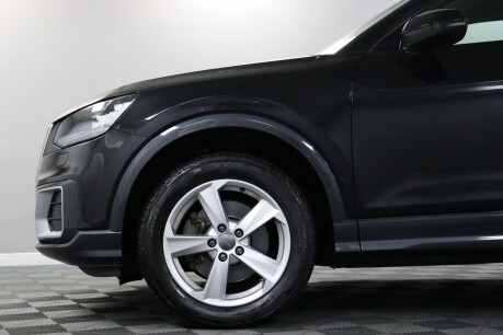 Audi Q2 TFSI SPORT 27