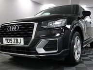 Audi Q2 TFSI SPORT 28