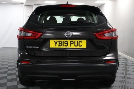 Nissan Qashqai DIG-T ACENTA PREMIUM 8