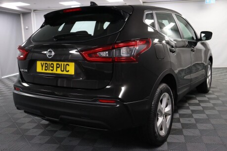 Nissan Qashqai DIG-T ACENTA PREMIUM 11