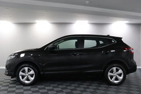 Nissan Qashqai DIG-T ACENTA PREMIUM 18