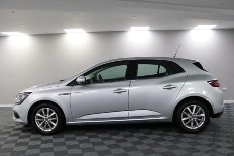 Renault Megane DYNAMIQUE NAV TCE 18