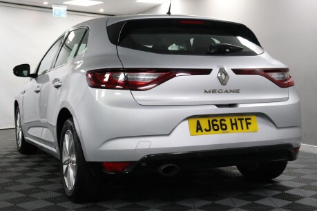 Renault Megane DYNAMIQUE NAV TCE 29