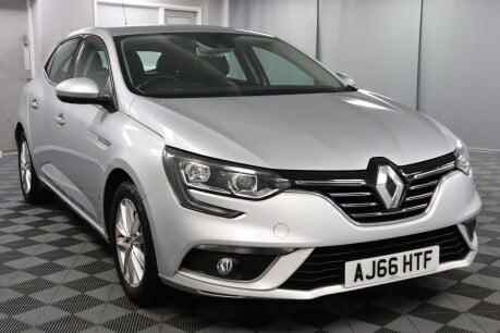 Renault Megane DYNAMIQUE NAV TCE 30