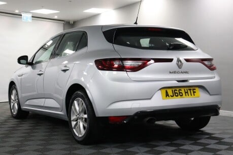 Renault Megane DYNAMIQUE NAV TCE 22