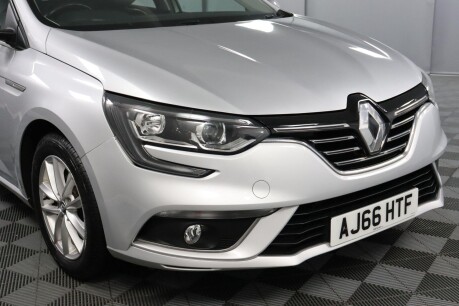 Renault Megane DYNAMIQUE NAV TCE 26