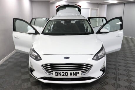 Ford Focus ZETEC 13