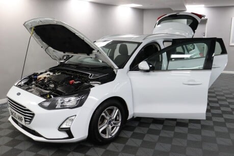 Ford Focus ZETEC 17