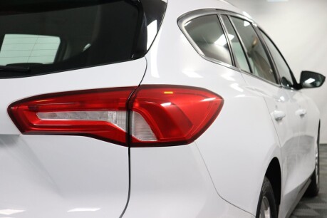 Ford Focus ZETEC 26