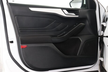 Ford Focus ZETEC 34