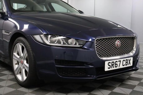 Jaguar XE D PORTFOLIO 24