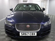 Jaguar XE D PORTFOLIO 4