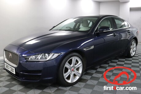 Jaguar XE D PORTFOLIO 5