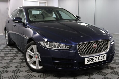 Jaguar XE D PORTFOLIO 7