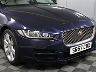 Jaguar XE D PORTFOLIO 10